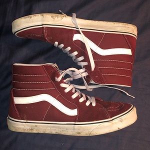 Maroon Vans Sk8 Hi’s